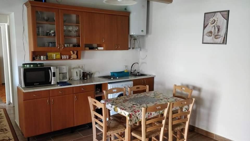 Oereghaz Vendeghaz Apartment Lakhegy Exterior photo
